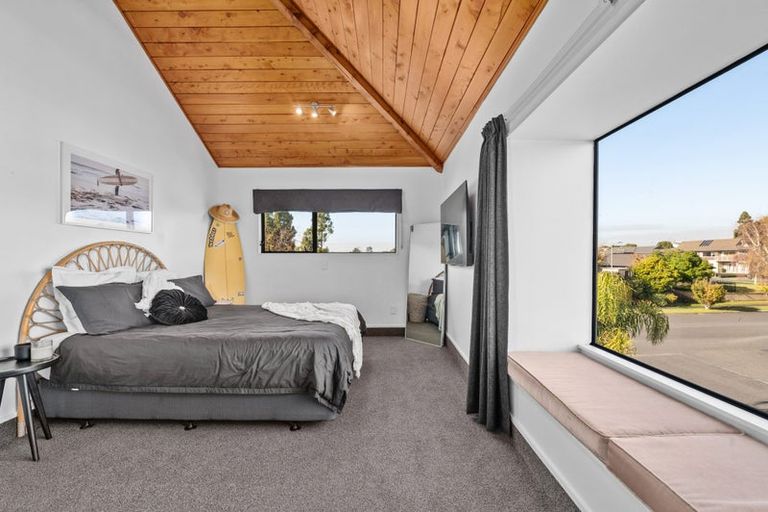 Photo of property in 2 Dallinger Street, St Andrews, Hamilton, 3200