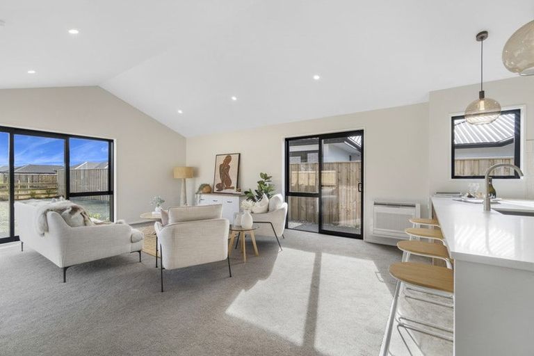 Photo of property in 35 Crossley Avenue, Woodend, 7610