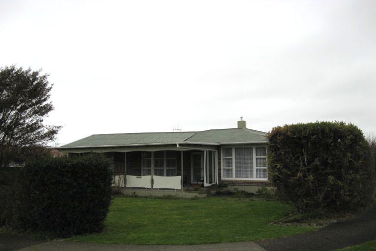 Photo of property in 587 Queen Street East, Levin, 5510