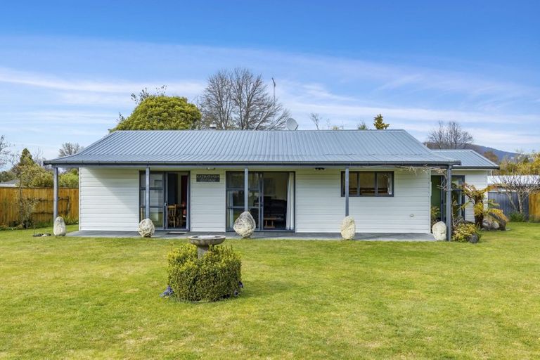 Photo of property in 8 Rea Grove, Turangi, 3334