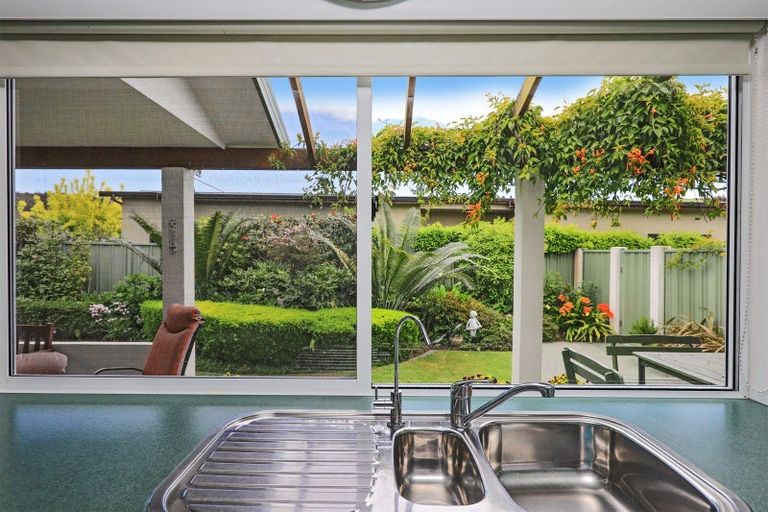 Photo of property in 9 Malbec Way, Greenmeadows, Napier, 4112