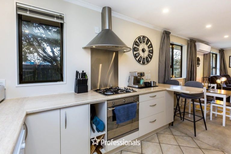 Photo of property in 2a Redwood Street, Elderslea, Upper Hutt, 5018