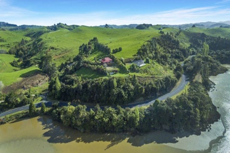 Photo of property in 1207 Harbour Road, Hauturu, Oparau, 3886