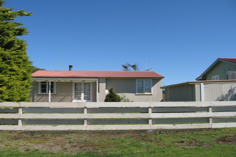 Photo of property in 28 Ruanui Street, Himatangi Beach, Foxton, 4891
