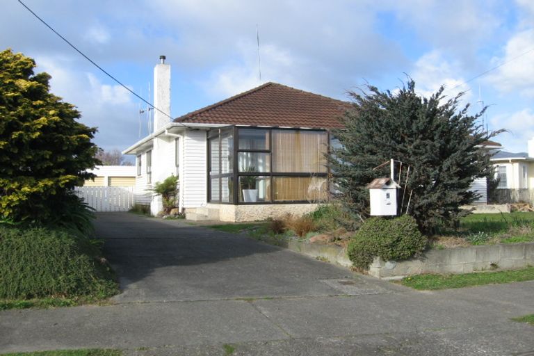 Photo of property in 5 Churchill Avenue, Feilding, 4702