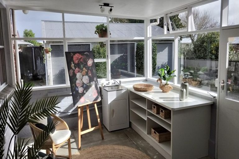 Photo of property in 26 Ihle Street, Terrace End, Palmerston North, 4410