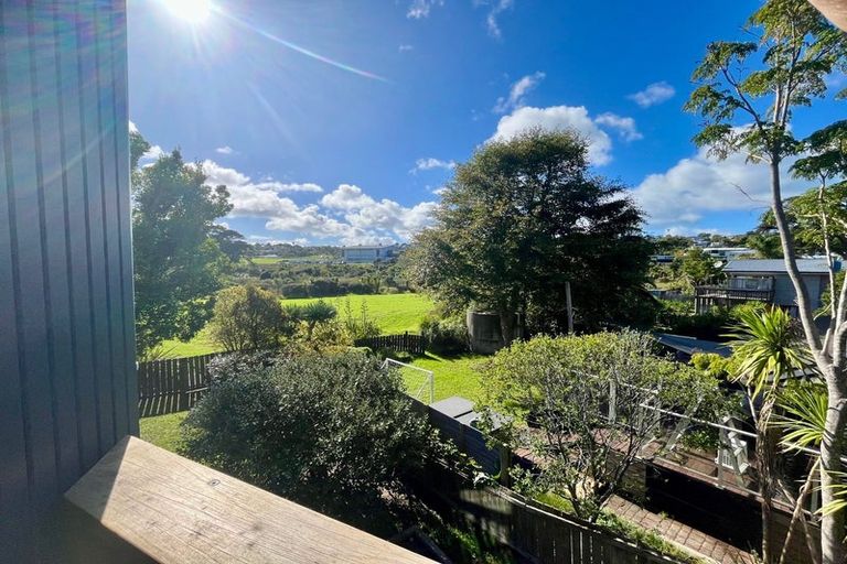 Photo of property in 26 Rimu Road, Stanmore Bay, Whangaparaoa, 0932
