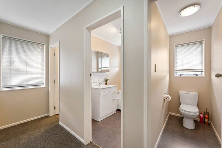 Photo of property in 2/17 Wimbledon Grove, Wainuiomata, Lower Hutt, 5014