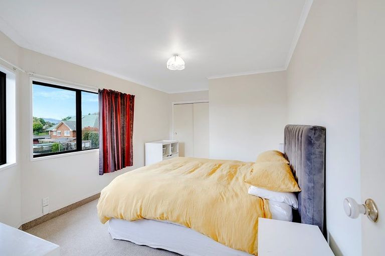 Photo of property in 260 Shakespeare Street, Leamington, Cambridge, 3432