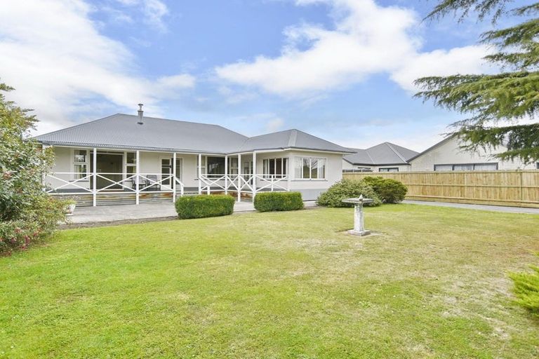 Photo of property in 560 Main North Road, Belfast, Christchurch, 8051