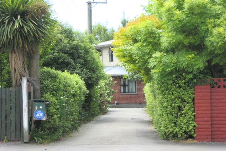 Photo of property in 117 Opawa Road, Opawa, Christchurch, 8023