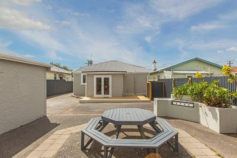 Photo of property in 44 Adelaide Street, Petone, Lower Hutt, 5012