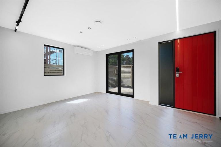 Photo of property in 5 Te Kaapia Road, Papakura, 2110