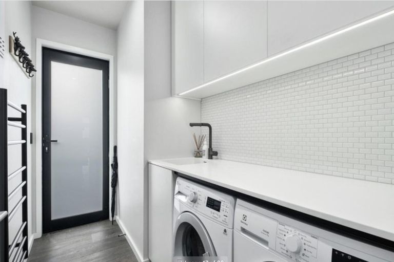 Photo of property in 2 Fife Court, Jacks Point, Queenstown, 9371