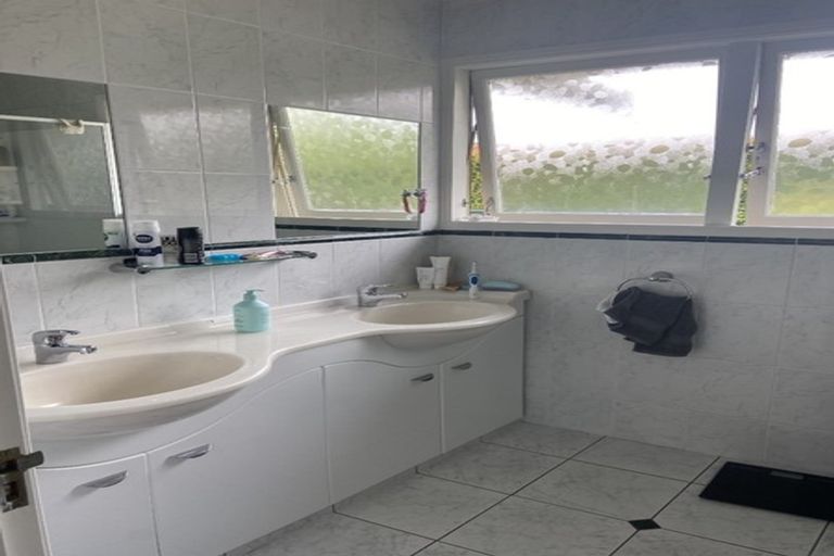 Photo of property in 9 Yacht Place, Bucklands Beach, Auckland, 2012