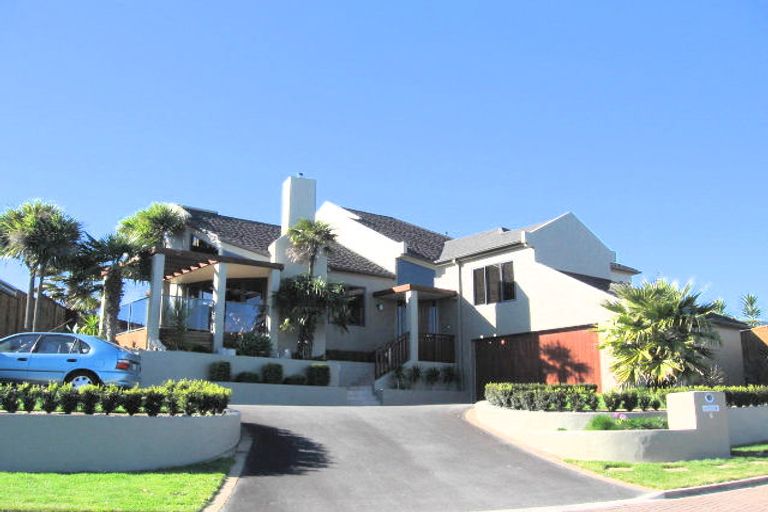 Photo of property in 6 Highgate, Rototuna, Hamilton, 3210