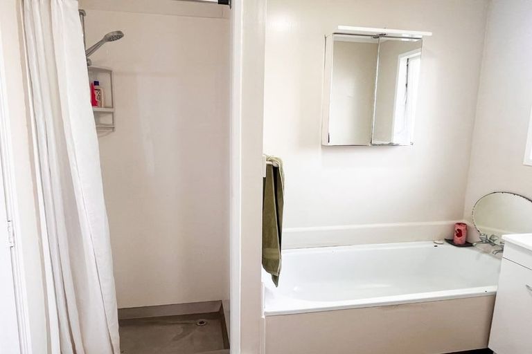 Photo of property in 2/29 Kuaka Crescent, Bromley, Christchurch, 8062