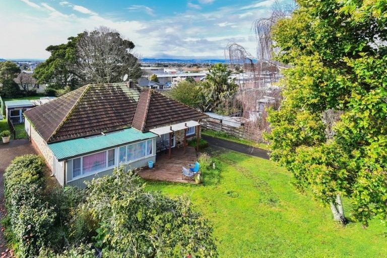 Photo of property in 1 Tawa Crescent, Manurewa, Auckland, 2102