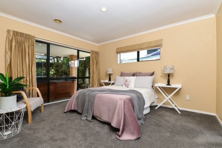 Photo of property in 68 Ayrshire Drive, Grandview Heights, Hamilton, 3200