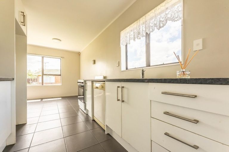 Photo of property in 44 Trimdon Street, Randwick Park, Auckland, 2105