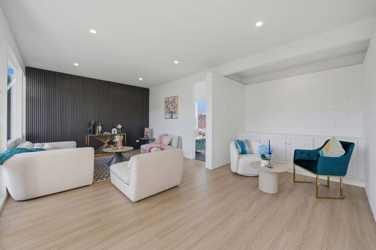 Photo of property in 21 Lawrence Crescent, Hillpark, Auckland, 2102