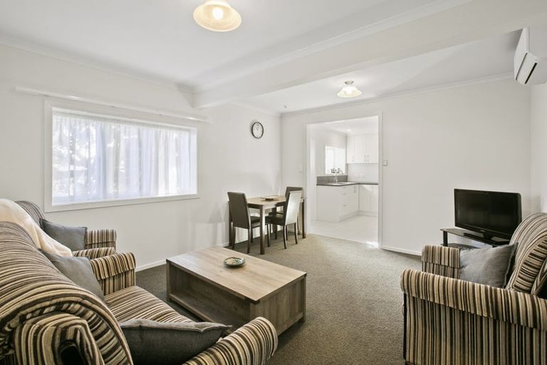 Photo of property in 209 Devon Street West, New Plymouth, 4310