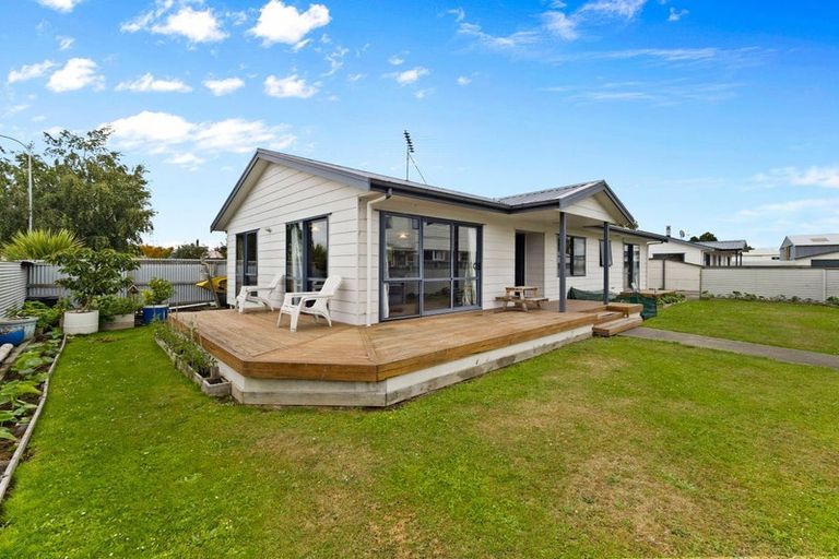 Photo of property in 6 Anne Street, Tinwald, Ashburton, 7700