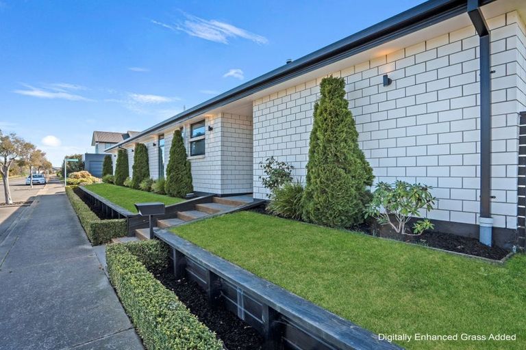 Photo of property in 17 Aroha Street, Pegasus, 7612