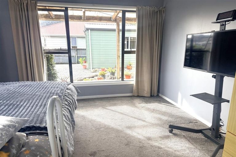 Photo of property in 14 Baillie Place, Cobden, Greymouth, 7802