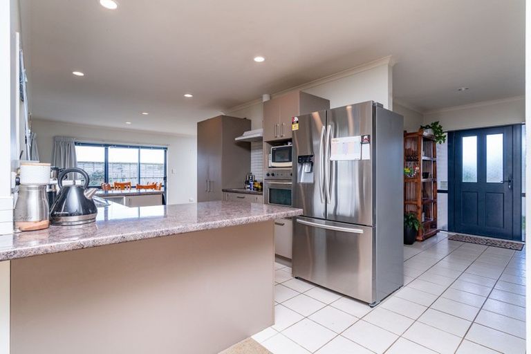 Photo of property in 11 Bootmaker Avenue, Waipu, 0510