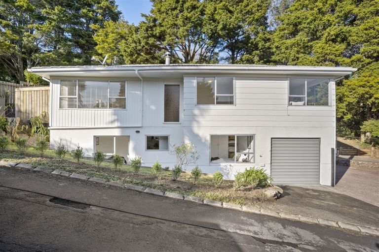 Photo of property in 18 Vonnell Place, Birkdale, Auckland, 0626