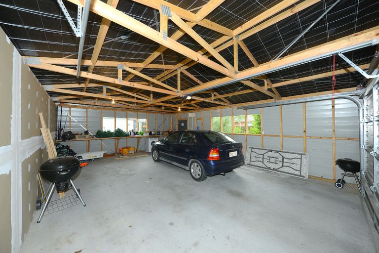 Photo of property in 108 Hills Road, Edgeware, Christchurch, 8013