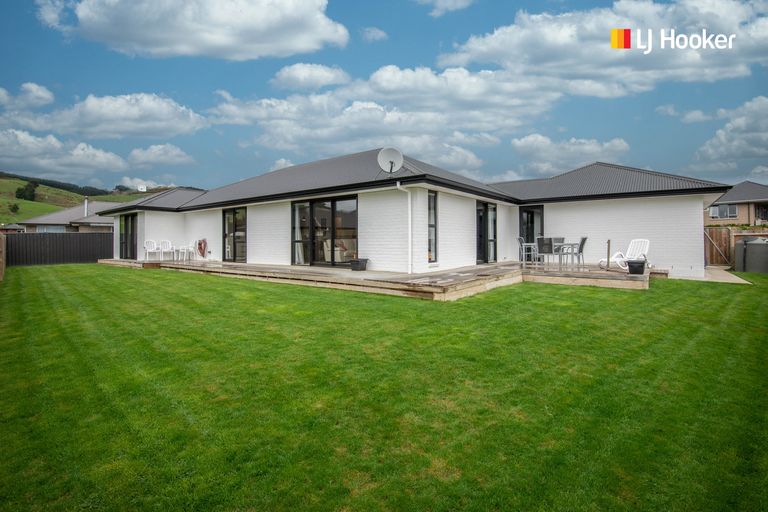 Photo of property in 17 Mallard Drive, Waihola, Milton, 9073