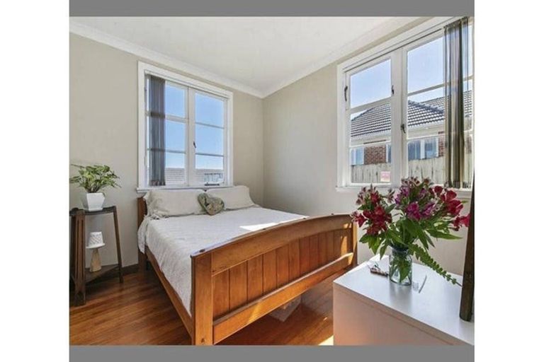 Photo of property in 66 Don Buck Road, Massey, Auckland, 0614