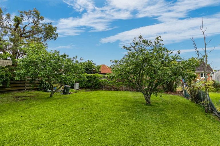 Photo of property in 53 Moa Road, Point Chevalier, Auckland, 1022