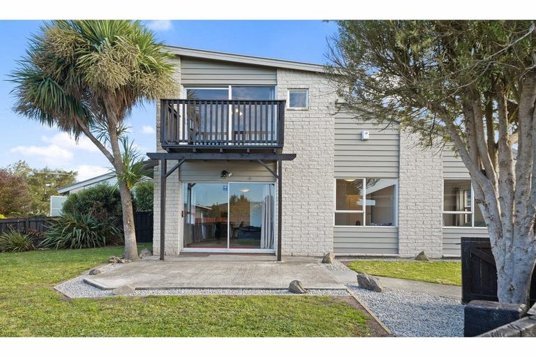 Photo of property in 7 Omega Place, Casebrook, Christchurch, 8051