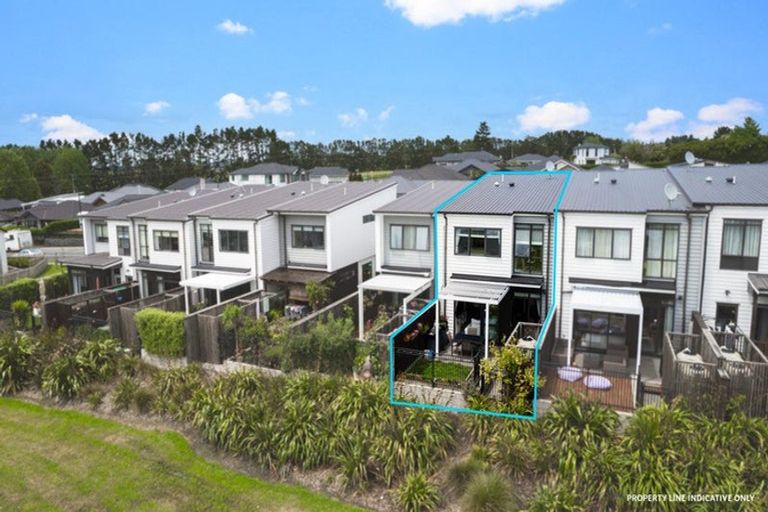 Photo of property in 12b Dida Park Drive, Kumeu, 0810