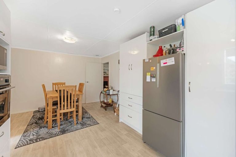 Photo of property in 102 Lucknow Street, Wairoa, 4108