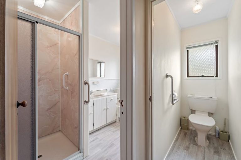 Photo of property in 3/41 Rawhiti Road, Manly, Whangaparaoa, 0930