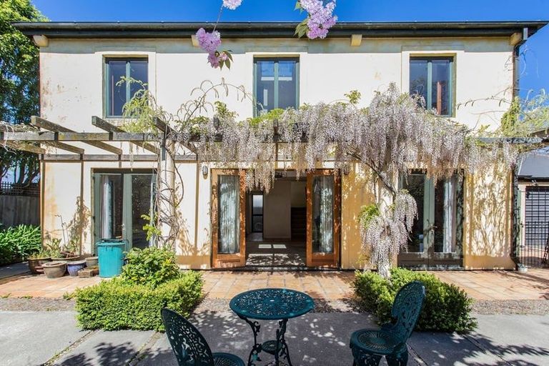 Photo of property in 1/12 Hewitts Road, Merivale, Christchurch, 8014