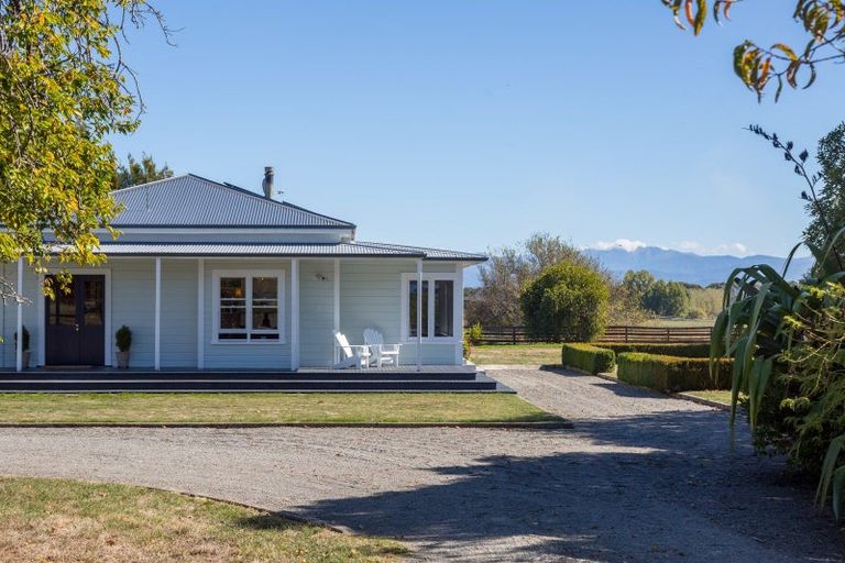 Photo of property in Gladstone Road, Gladstone, 5884