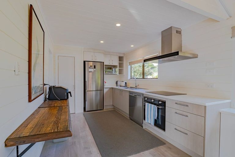 Photo of property in 2/21 Rapallo Place, Farm Cove, Auckland, 2012