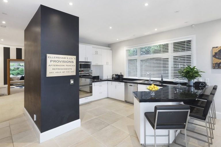 Photo of property in 36 Leinster Road, Merivale, Christchurch, 8014