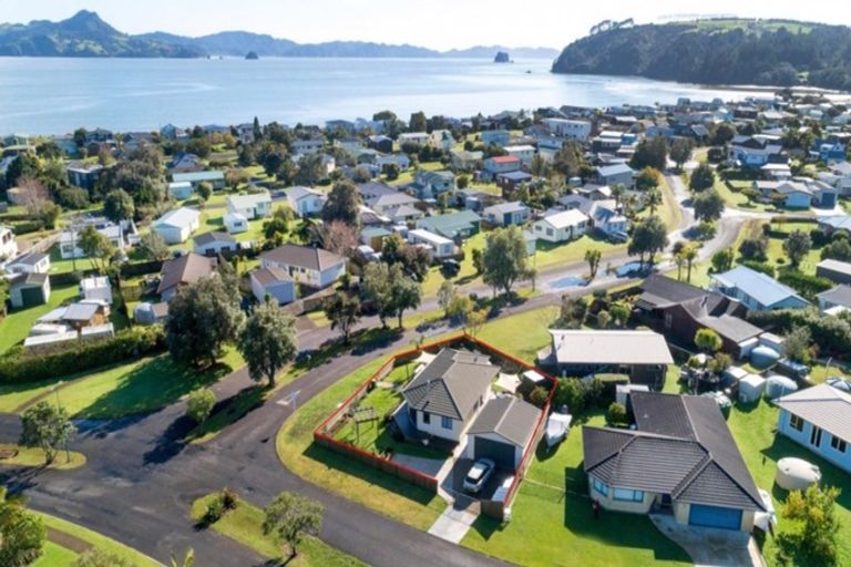 Photo of property in 2 Morcom Drive, Cooks Beach, Whitianga, 3591