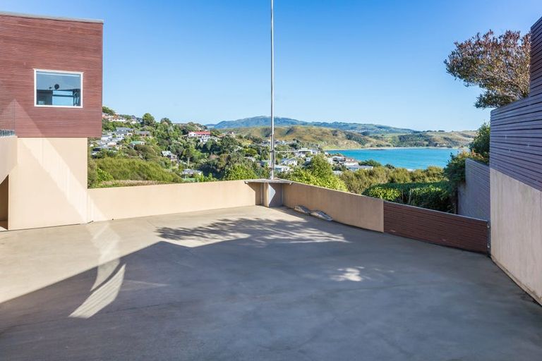 Photo of property in 9 Lily Close, Camborne, Porirua, 5026