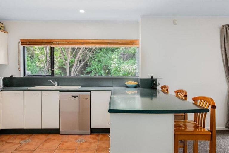 Photo of property in 42 James Cook Drive, Whitby, Porirua, 5024