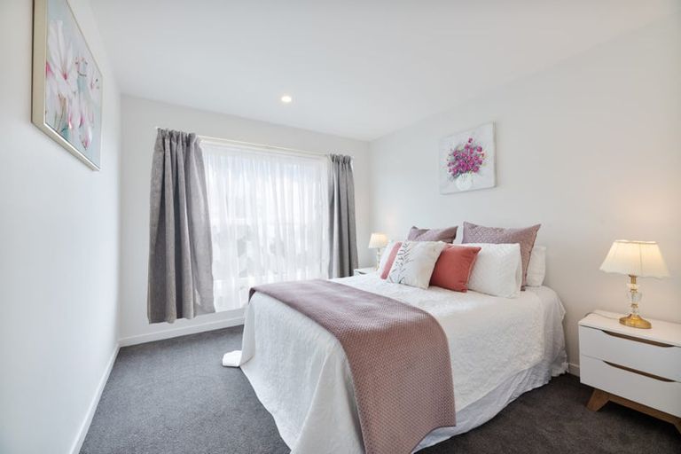 Photo of property in 150b Moire Road, West Harbour, Auckland, 0618