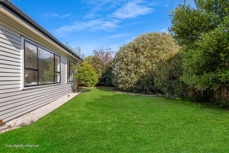 Photo of property in 327a Breezes Road, Aranui, Christchurch, 8061