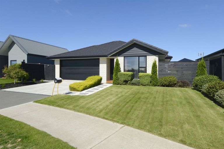 Photo of property in 22 Hartford Crescent, Rolleston, 7615