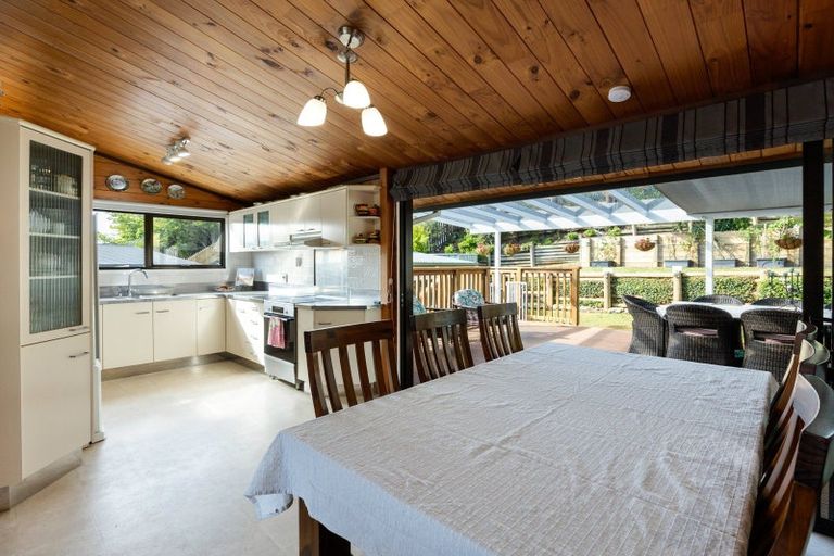 Photo of property in 15 Esmae Place, Dinsdale, Hamilton, 3204